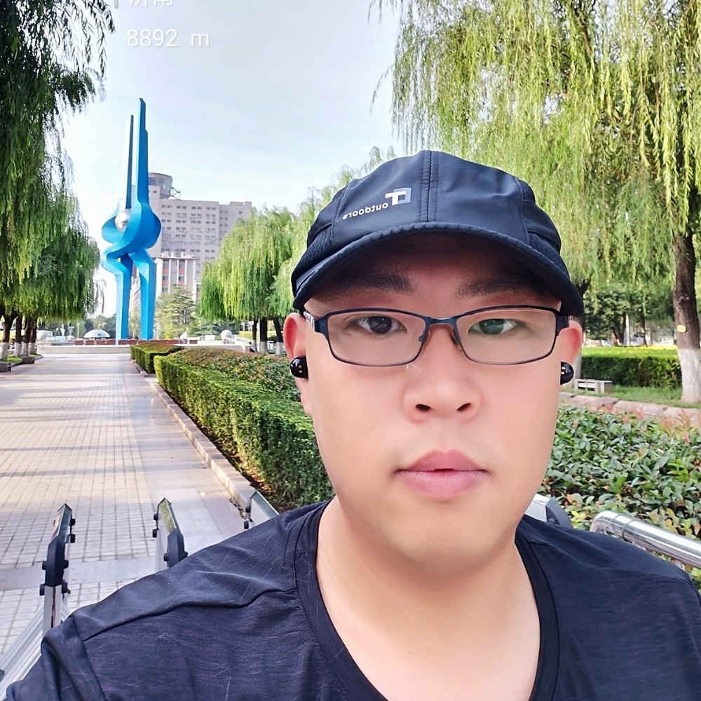 单纯说哑铃的照片