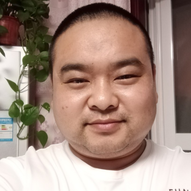 孤烟独椅  一抹茶的照片