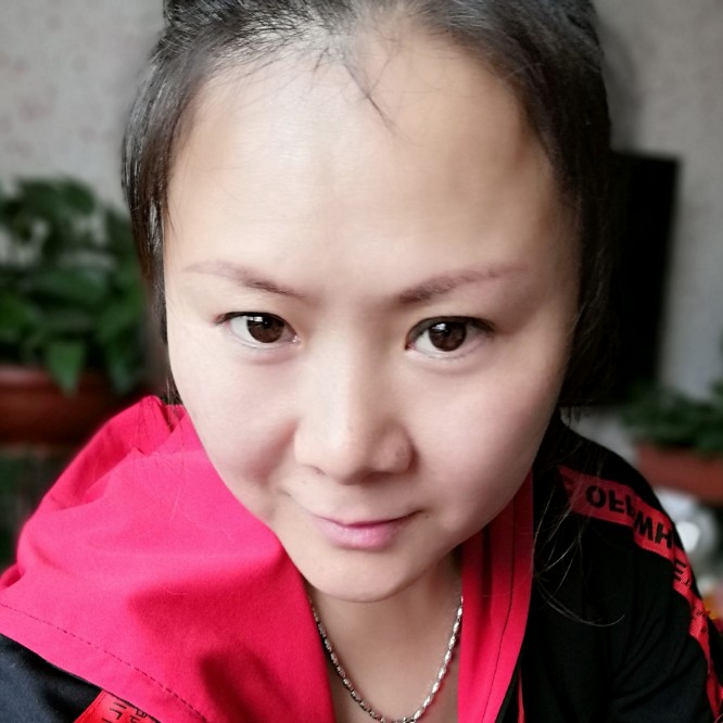 单薄化羽的照片