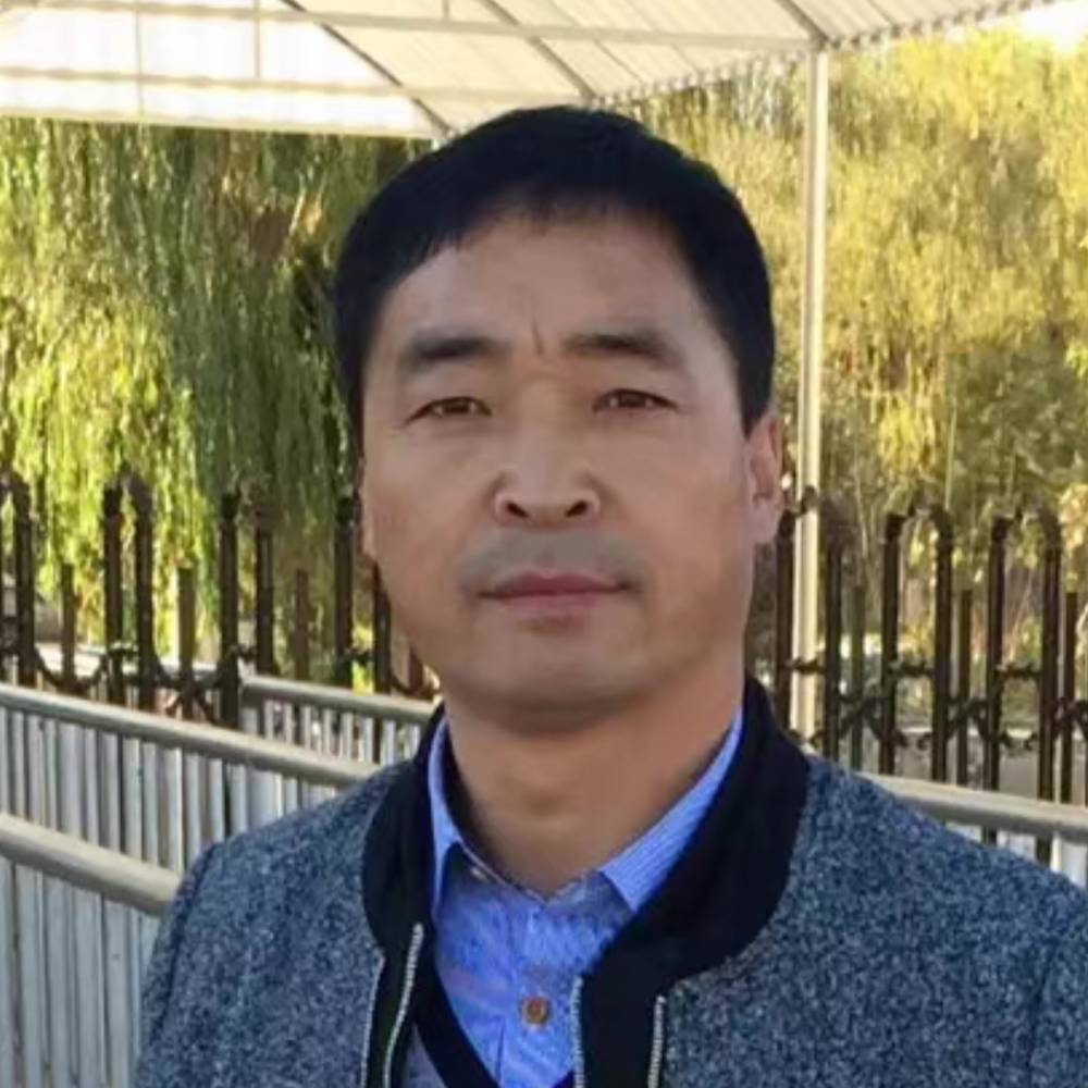 我是北方铁哥的照片
