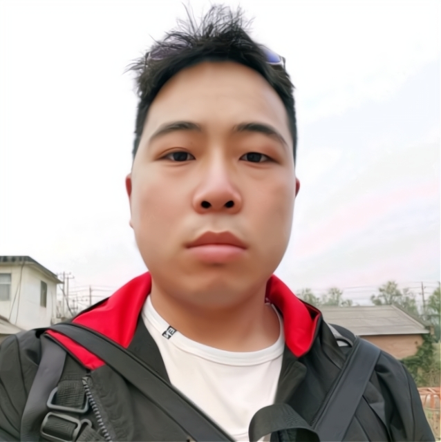 早晨初升的太阳的照片