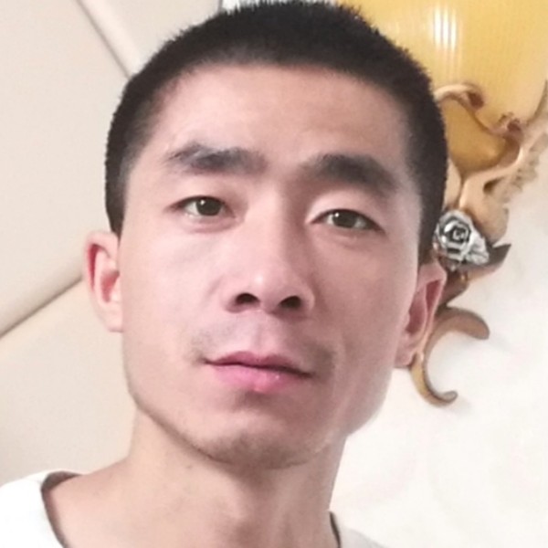 菜虫，，的照片