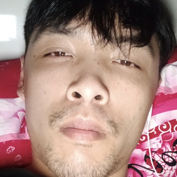 是易啊的照片