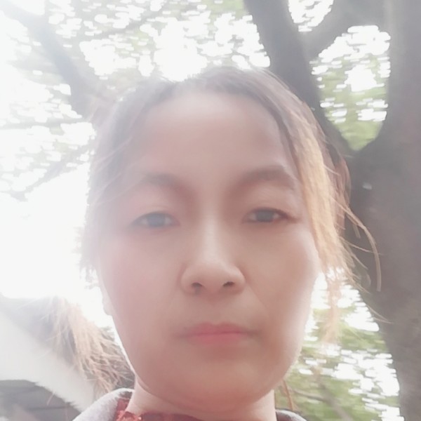 迷人浅吻皮带的照片
