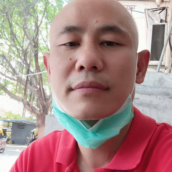 绚烂蹙眉崖悔的照片