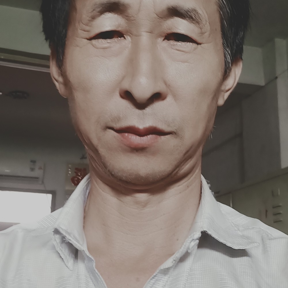 孤独的心谁慬的照片