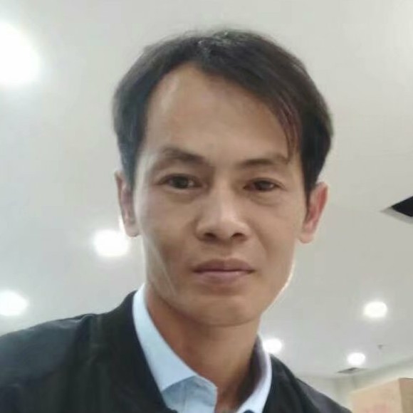 王芹斦的照片