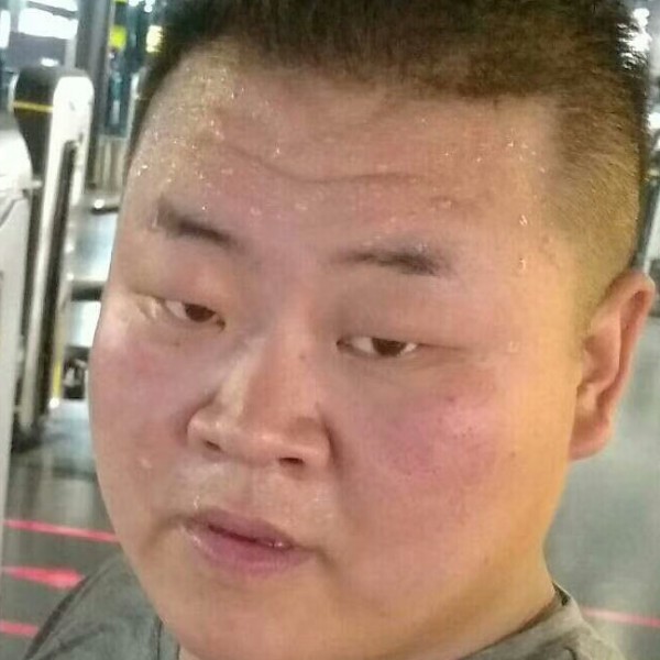 残忍的缠绵的照片