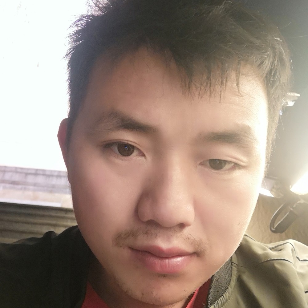 鳗鱼回首小蚂蚁的照片