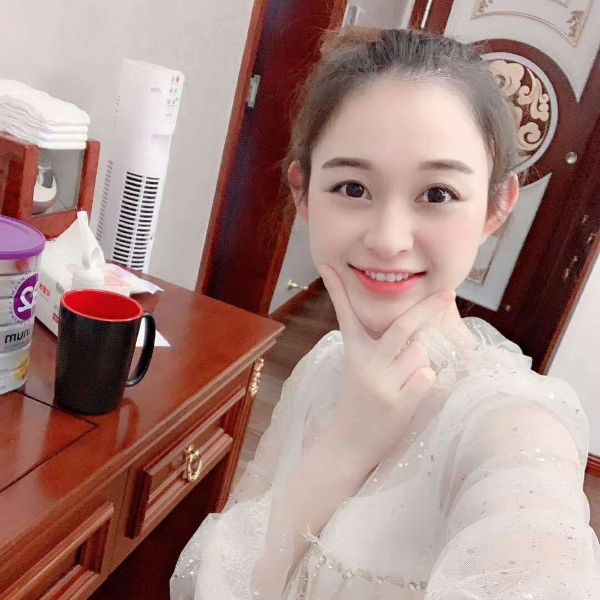 背后的秘密的照片