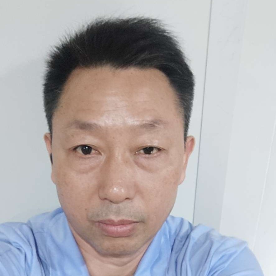 耍酷邂逅睫毛膏的照片