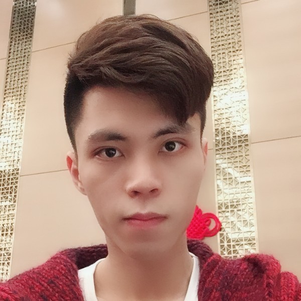 可靠苦恋水壶的照片