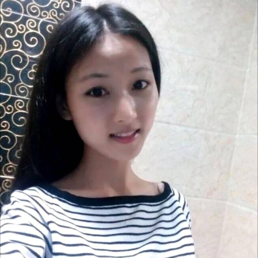 香氛打光亮的照片