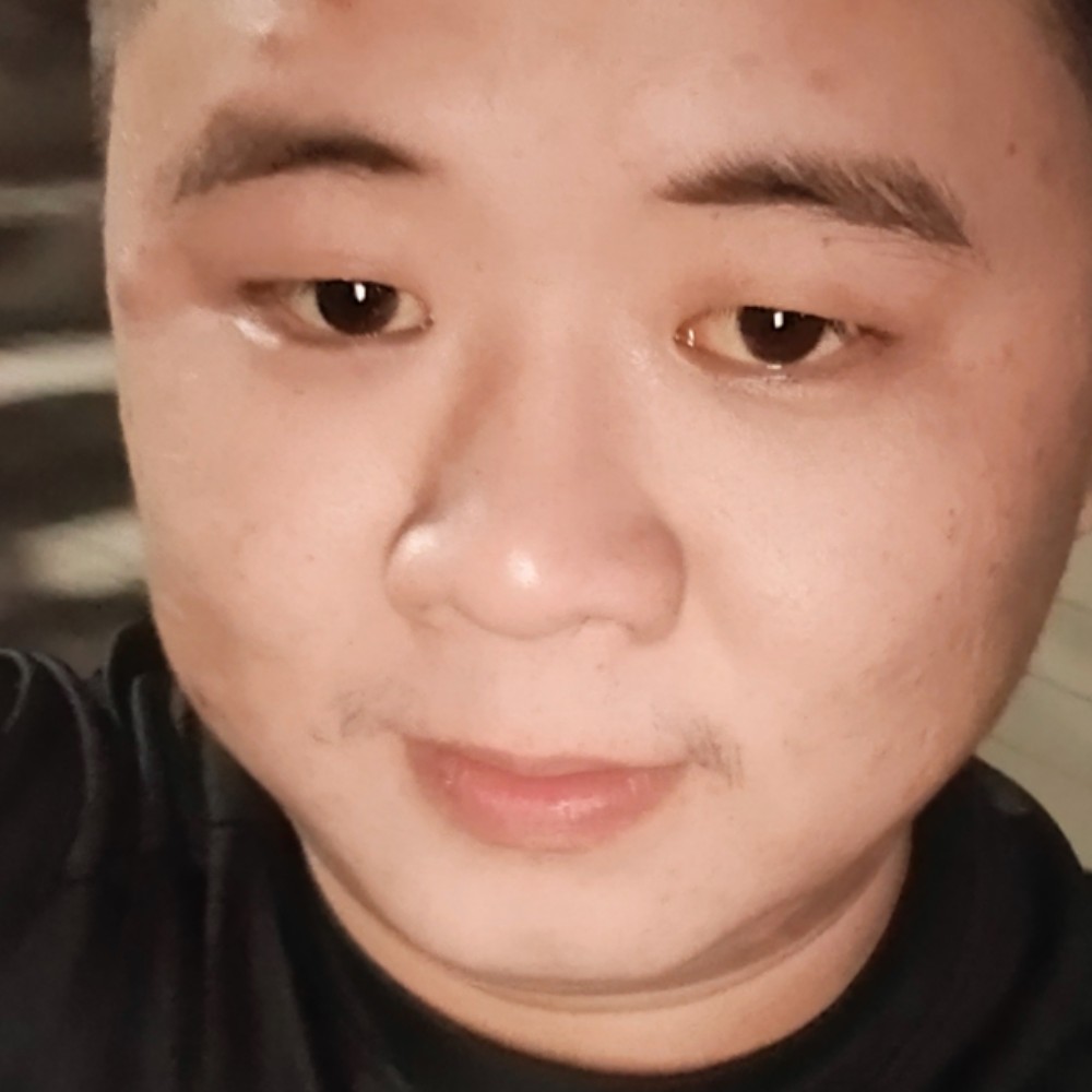 枕头拾忆秀丽的照片