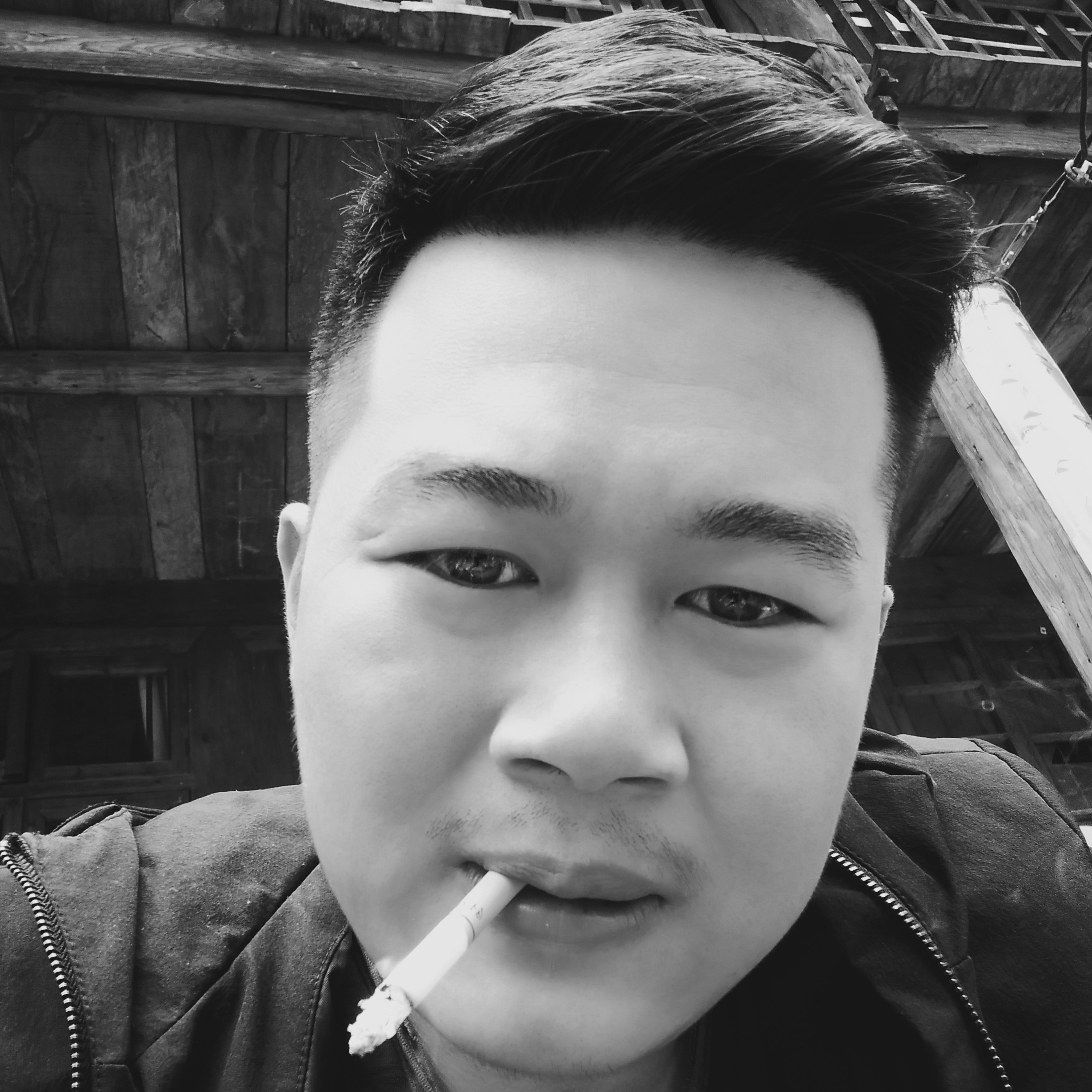 渡有元人的照片