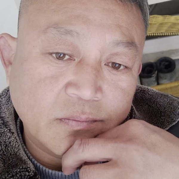香烟爱火紫的照片