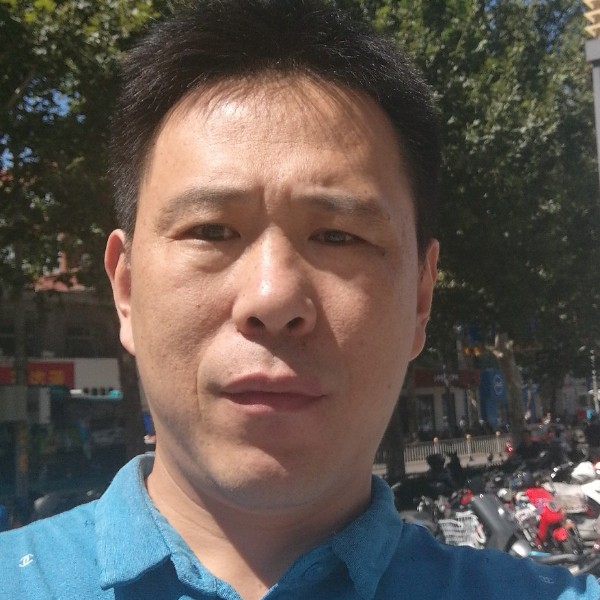 夜卧听雨的照片