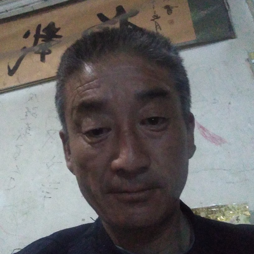 明媚回首大炮的照片