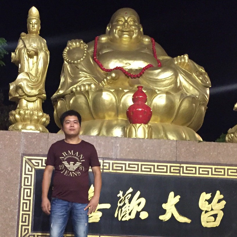 雕刻师的照片