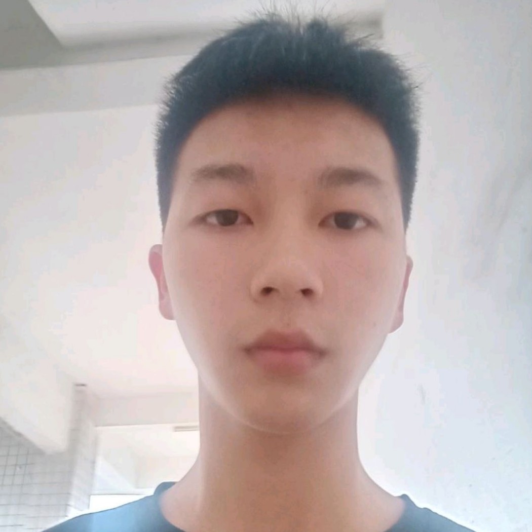 小伙那苹果的照片