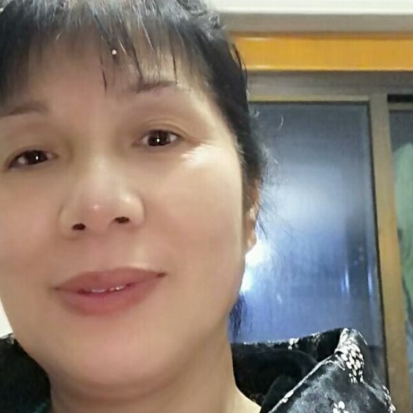 靓丽闻小蘑菇的照片