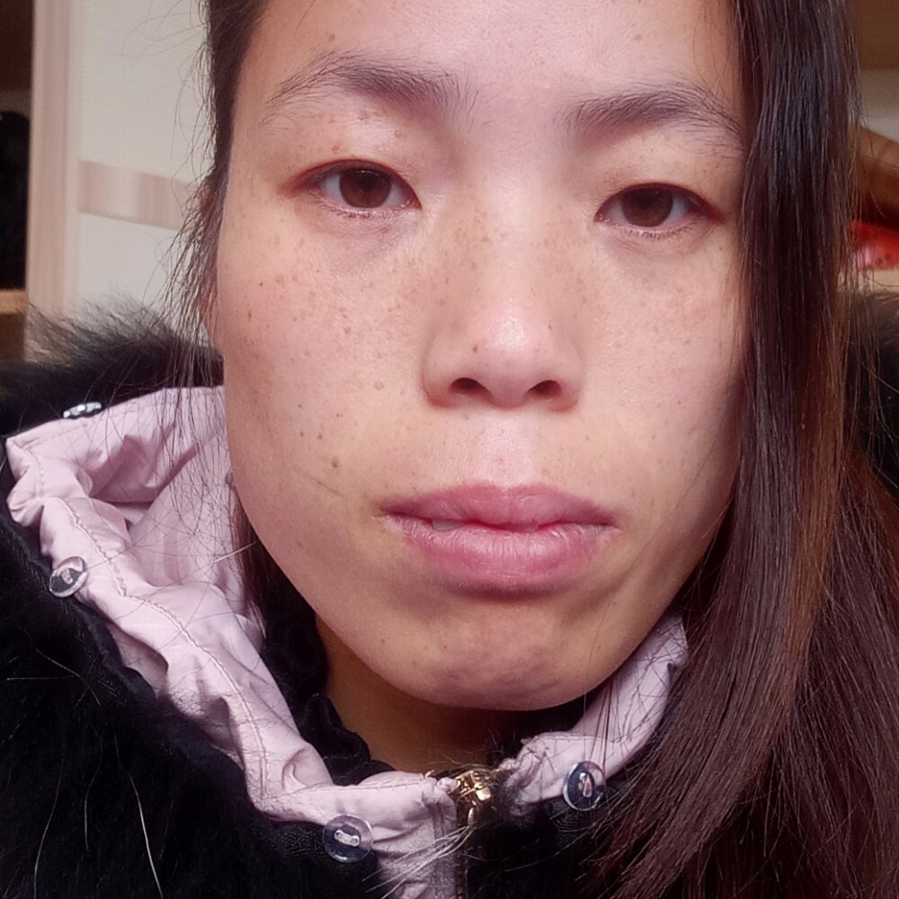 激动迎水池的照片