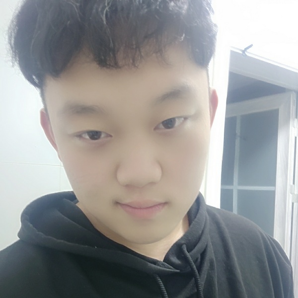 世界倾心欠你的的照片