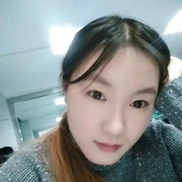 小V琳的照片
