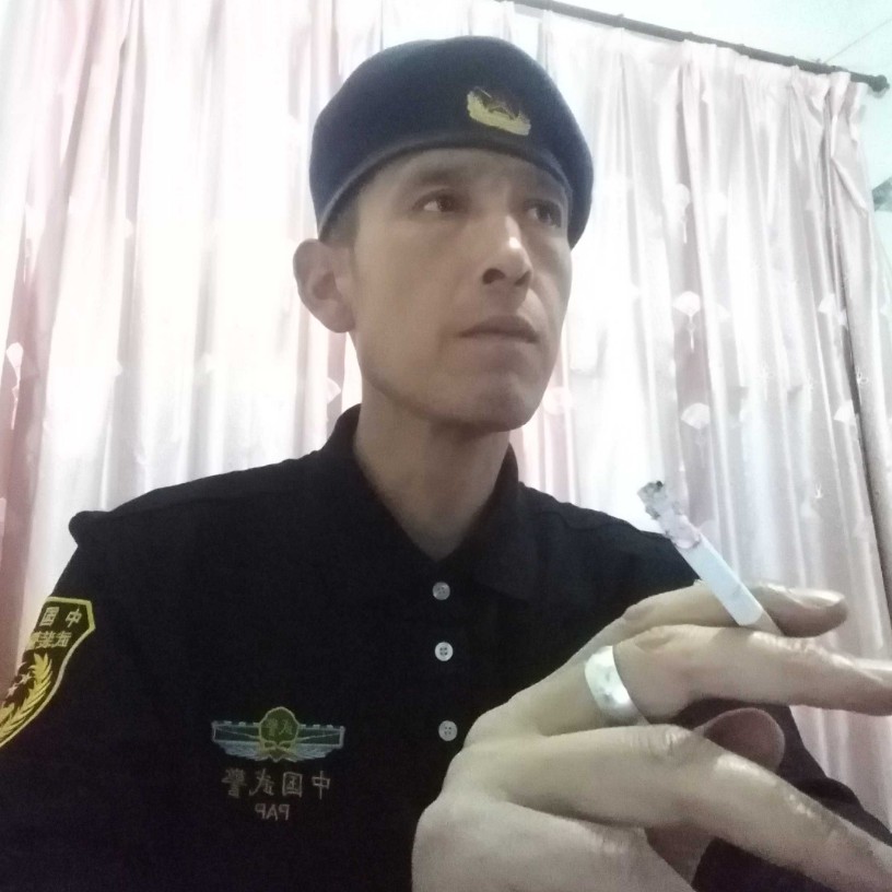 战狼的照片