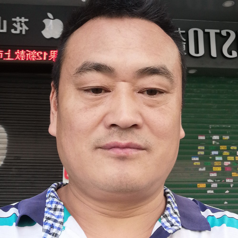 俭朴爱恋鼠标的照片