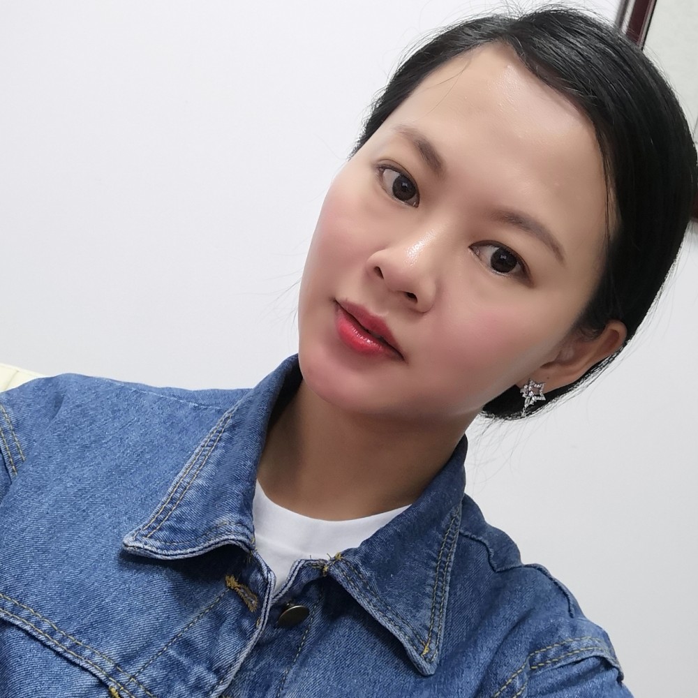 花痴踢小鸭子的照片