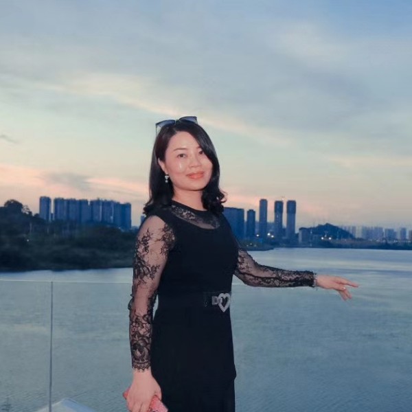何柔柔的照片