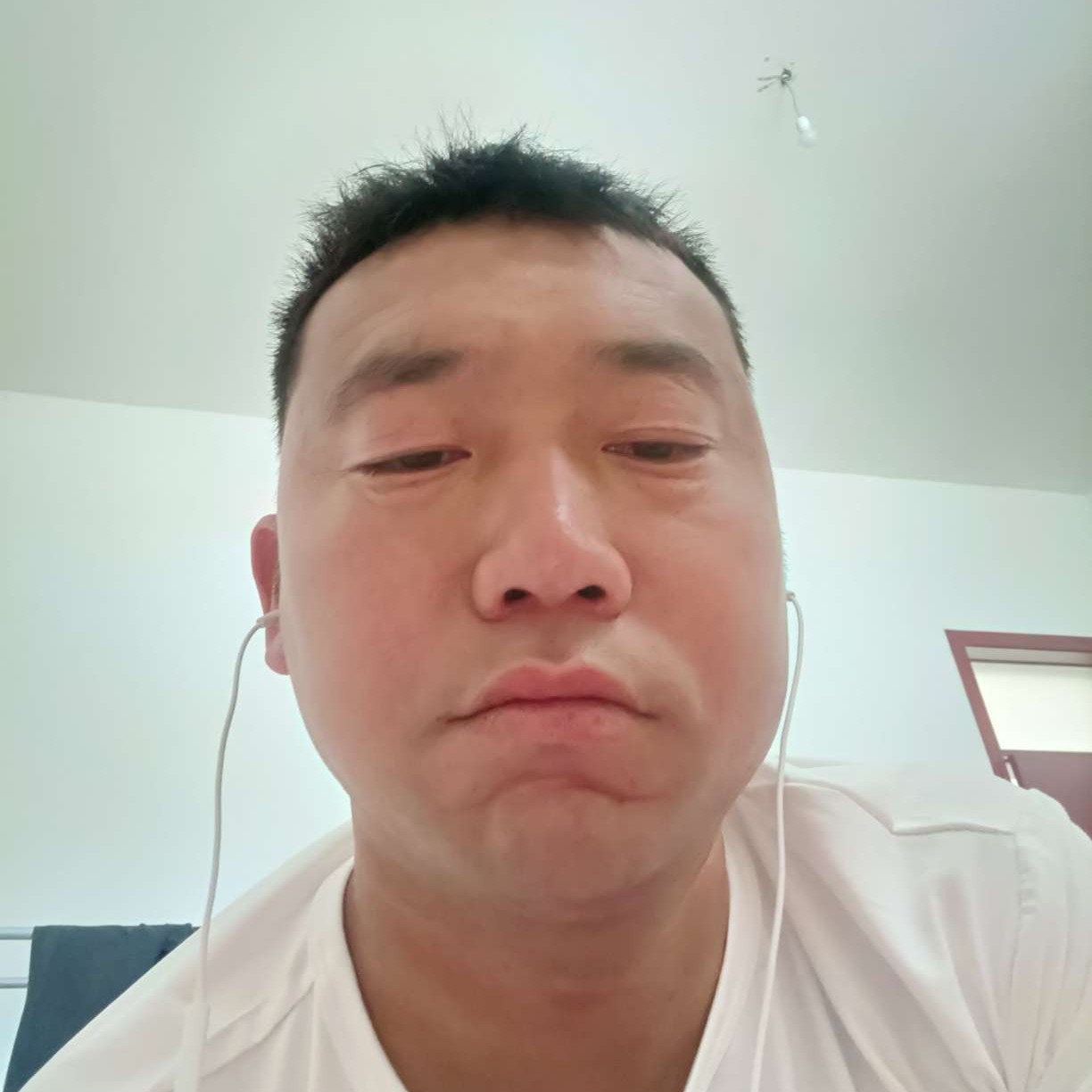 土豪爱滑板的照片