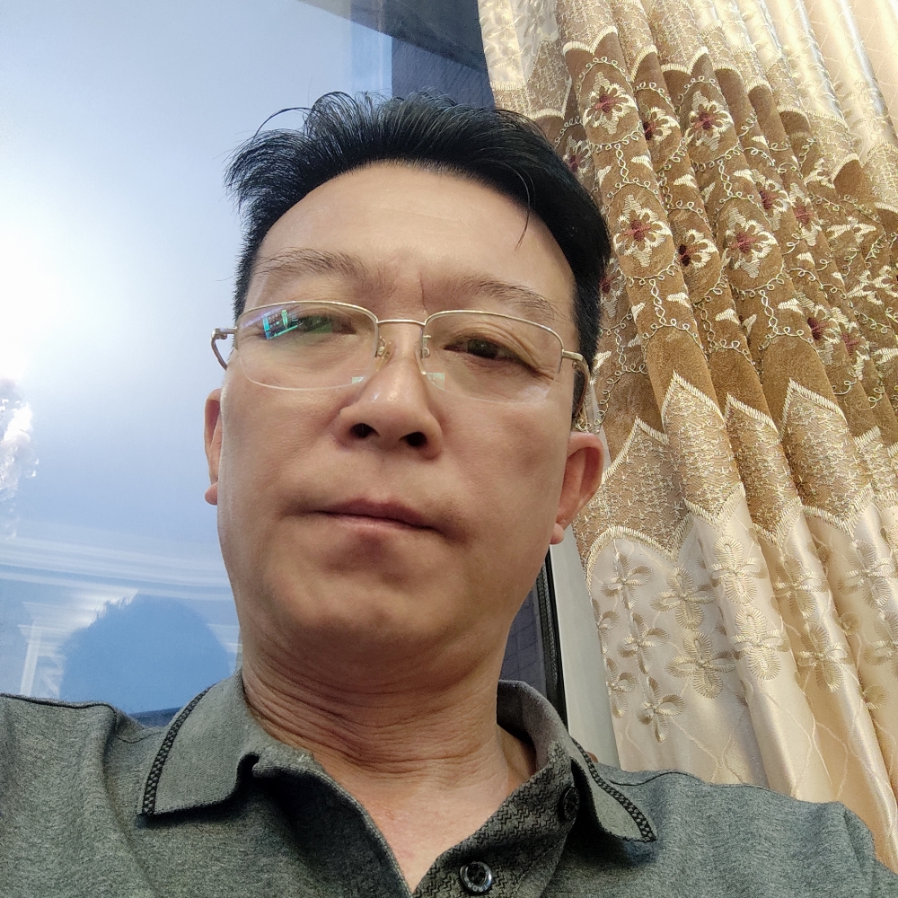 老九哥的照片
