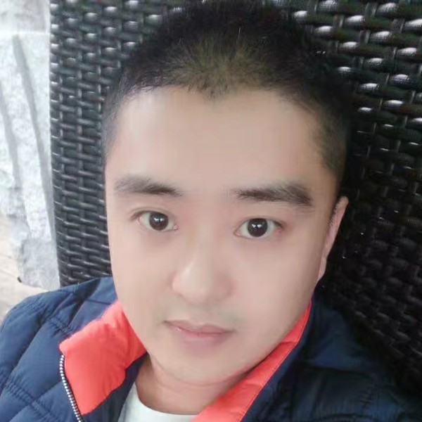 红鲤鱼绿鲤鱼与驴的照片