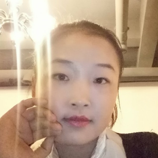 美丽方方盒的照片