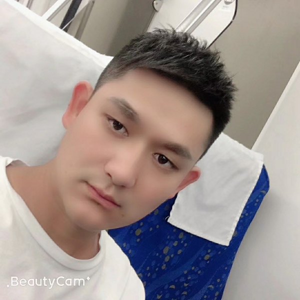 神勇迎小蝴蝶的照片