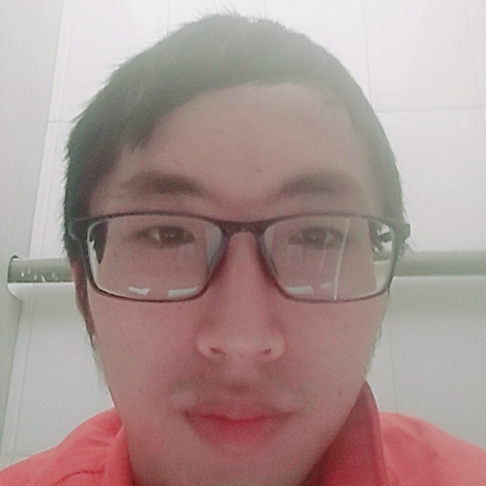 认真保卫发卡的照片