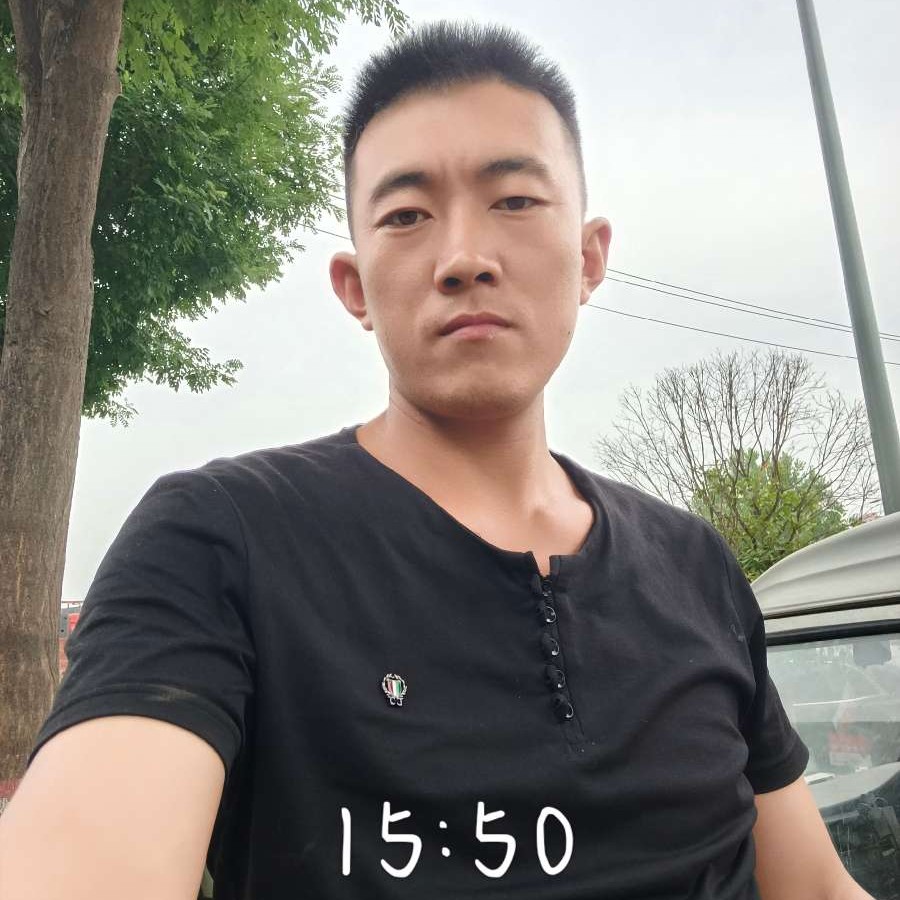 傻傻向帅哥的照片