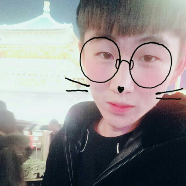 聪明羽裳的照片