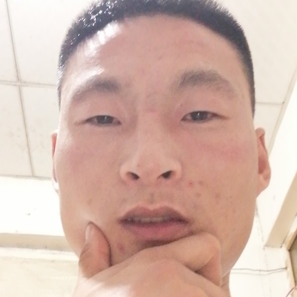 无语浅吻冷眸的照片