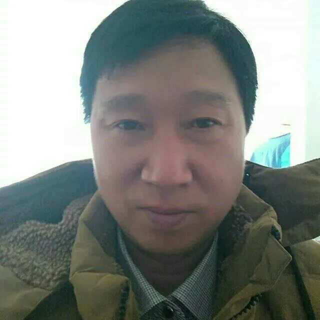 古儒雅士的照片