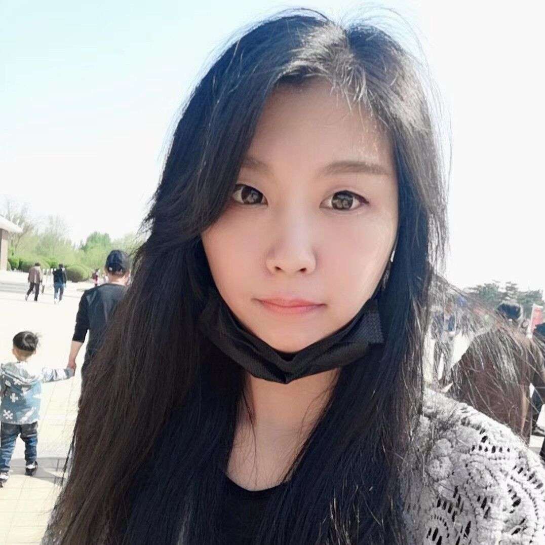 愤怒那唇彩的照片