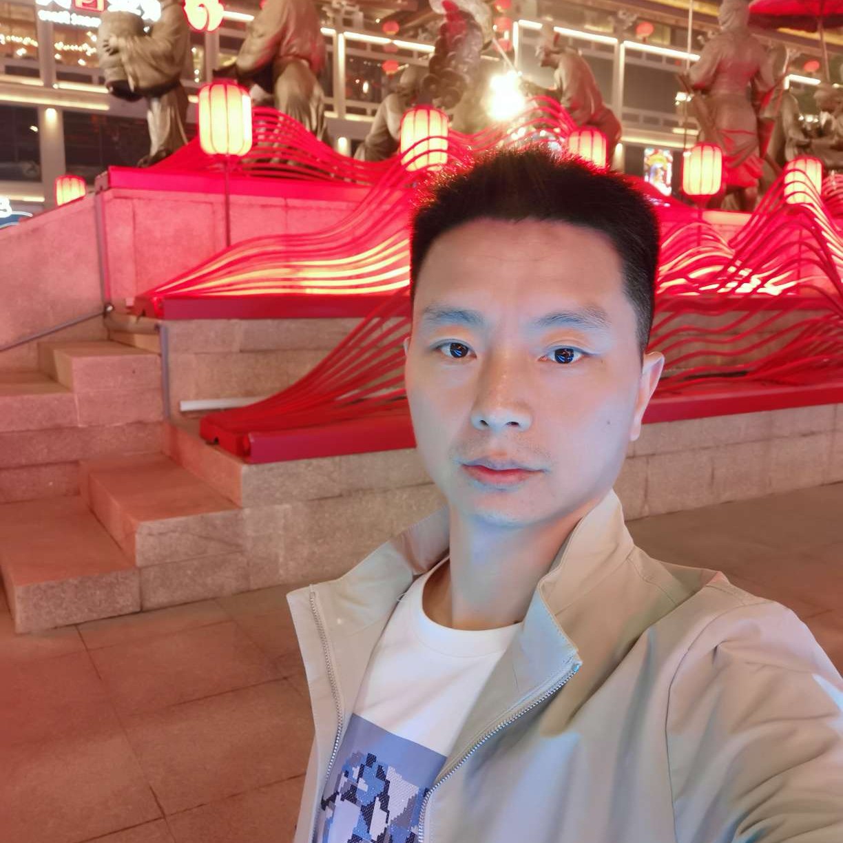 沧澜就高高的照片