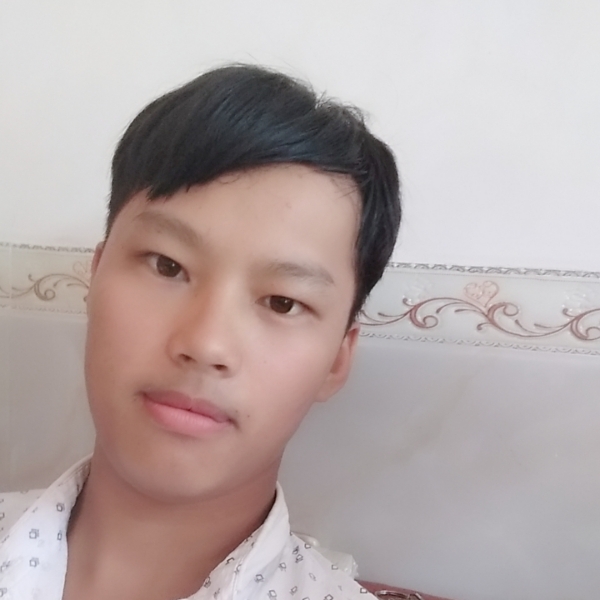 勤恳情动的照片