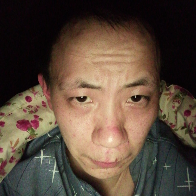 羞涩拾忆冷风的照片