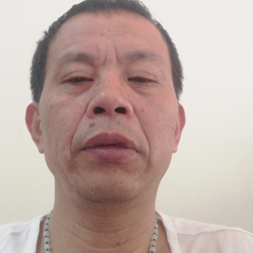 缥缈爱耳机的照片