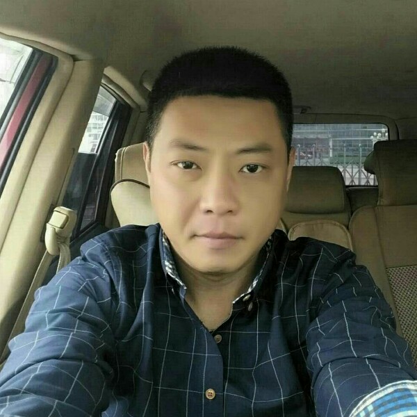 范鹰的照片