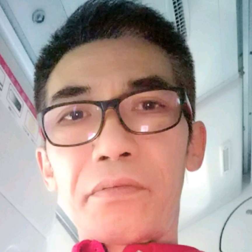 玉树临风的王子的照片