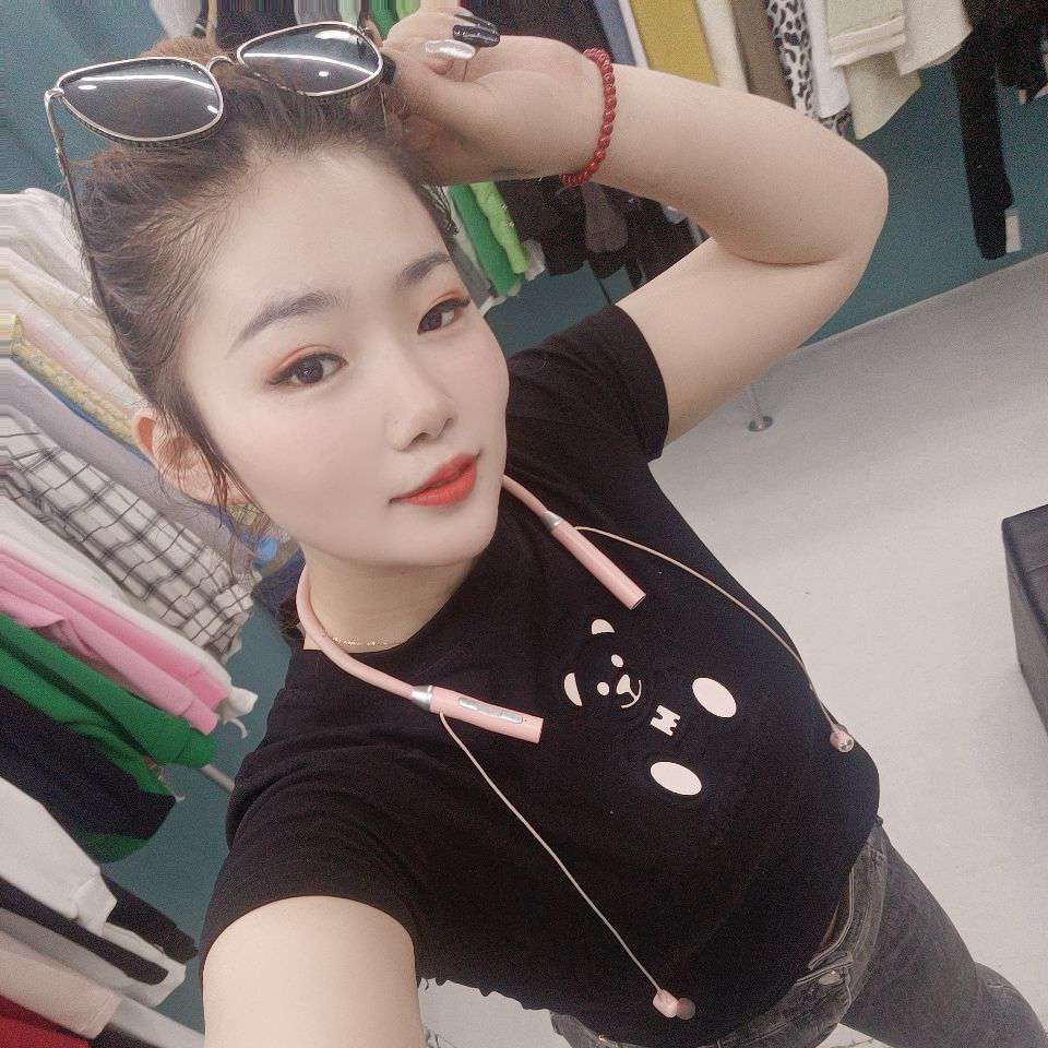 粗暴踢小懒虫的照片